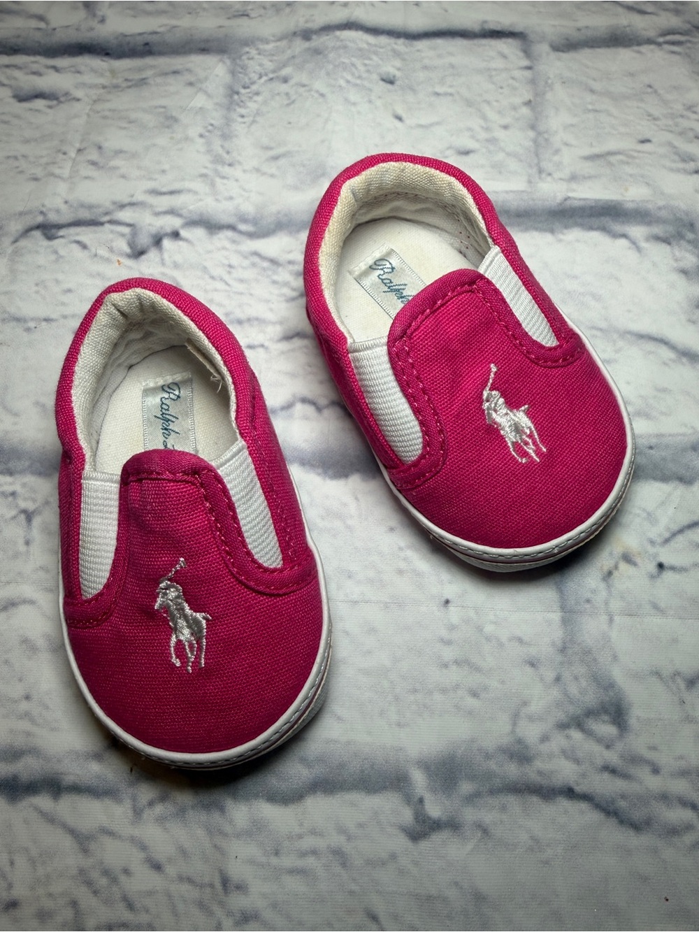 Ralph Lauren Bright Pink Sz 1 Crib Baby Shoes.